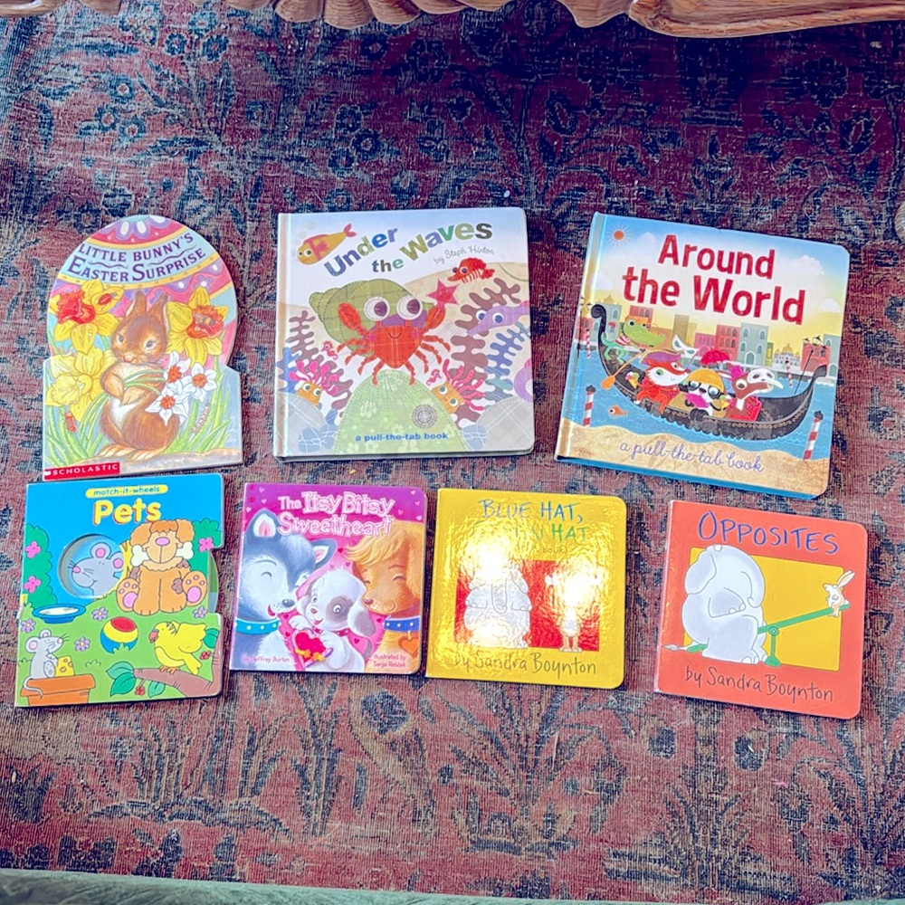 Lot of baby/toddler board books 📚